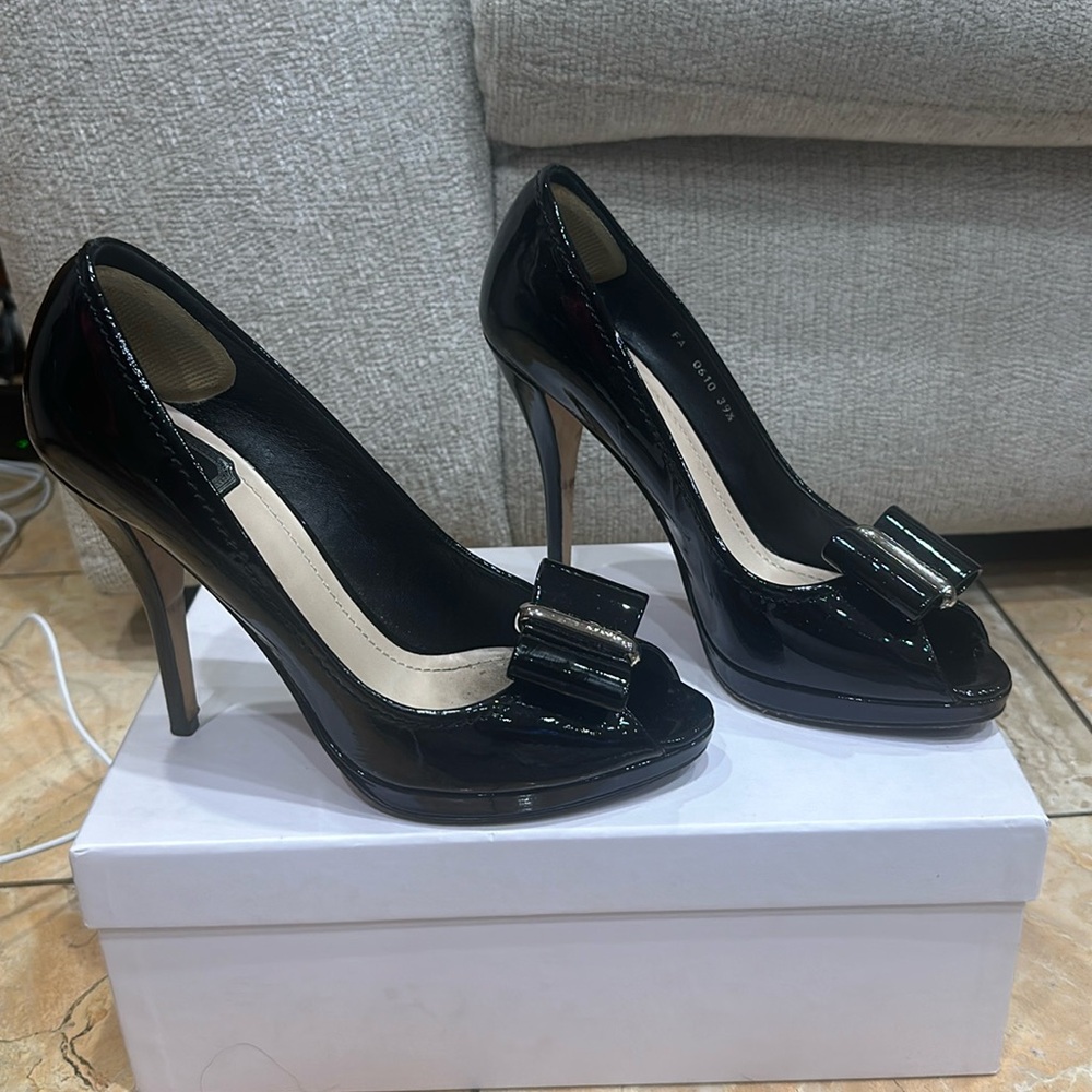 Black Dior bow heels size 9.5